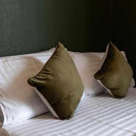 Digbeth City Centre Apartment Sleeps 12 Opposite Coach Station バーミンガム エクステリア 写真