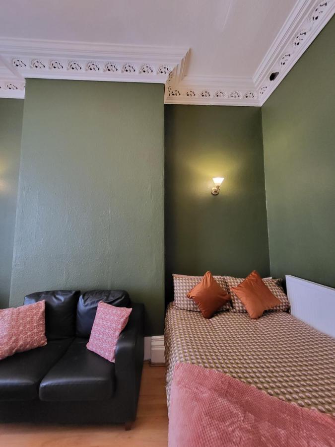 Digbeth City Centre Apartment Sleeps 12 Opposite Coach Station バーミンガム エクステリア 写真
