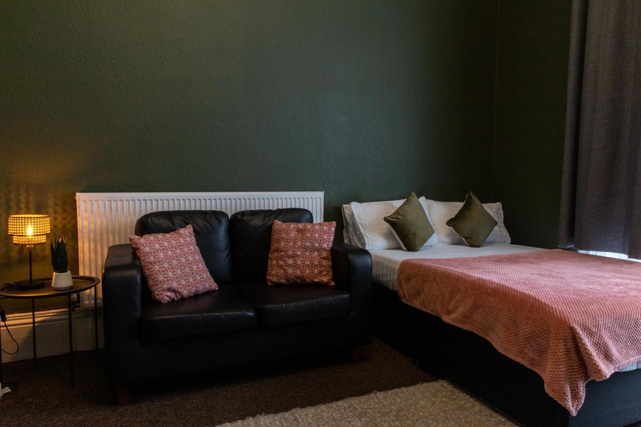 Digbeth City Centre Apartment Sleeps 12 Opposite Coach Station バーミンガム エクステリア 写真