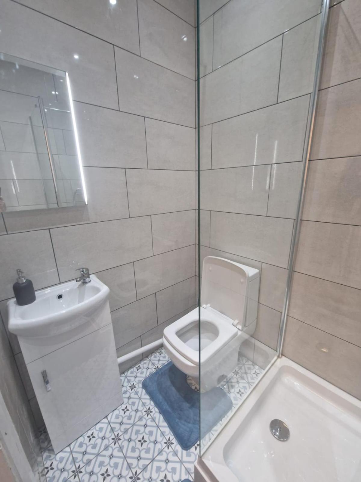Digbeth City Centre Apartment Sleeps 12 Opposite Coach Station バーミンガム エクステリア 写真